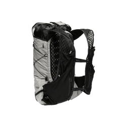 Black Diamond Distance 22 Pack, vest view